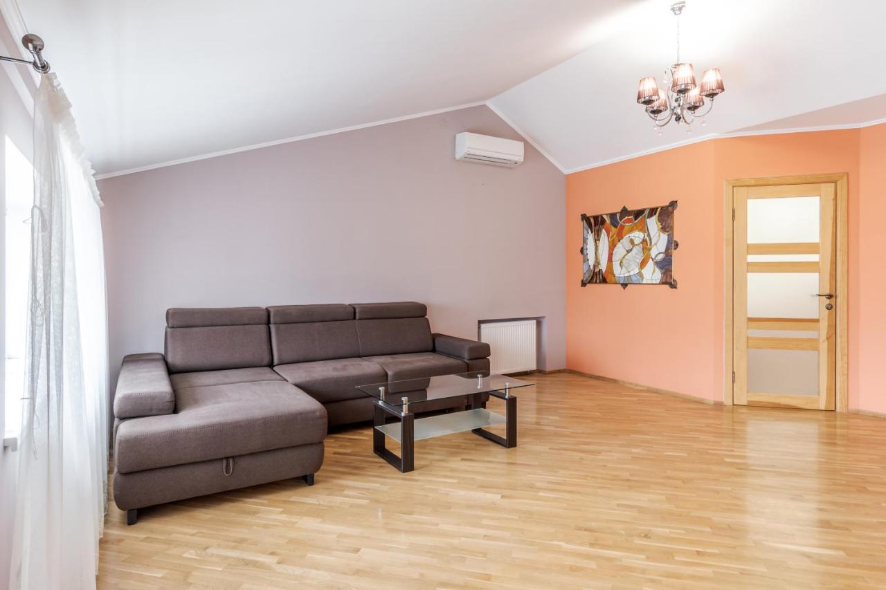 Grand Apartments On Rynok Square Lviv Kültér fotó